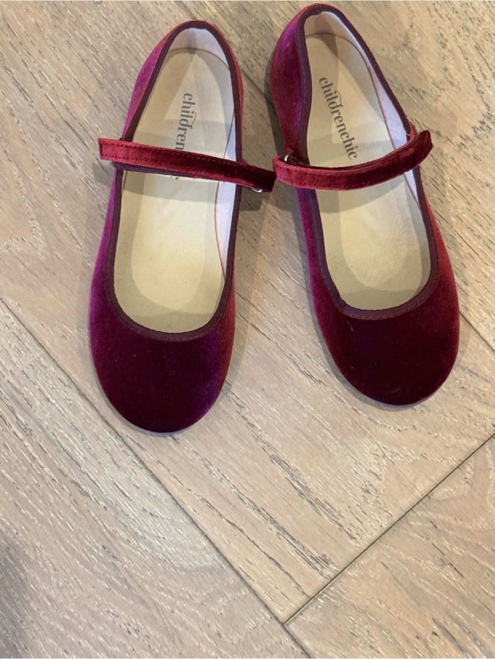 Girls' Burgundy Velvet Mary Jane Shoes